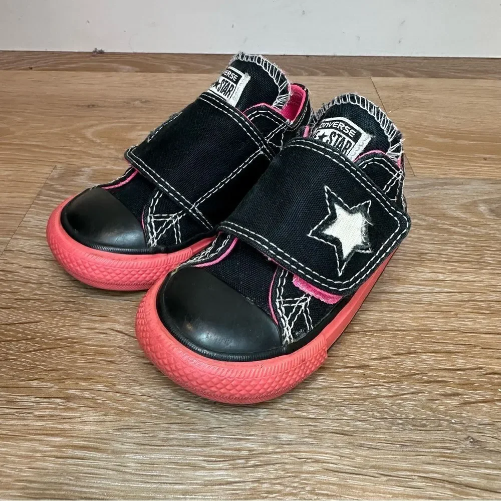 Converse Baby Girl Size 6 Pink Black Vilcro Sneaker Shoes